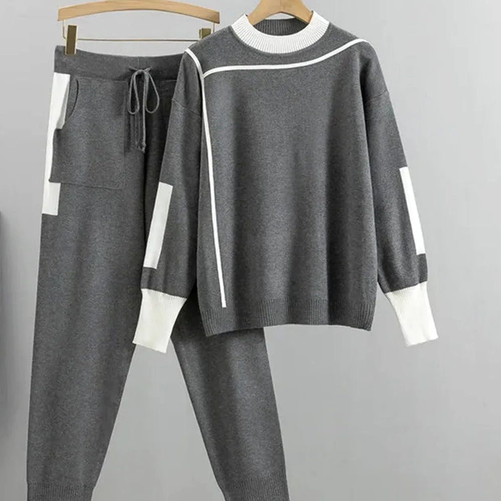 Harper | Women's Contrast Knit Two-Piece Jogger Set