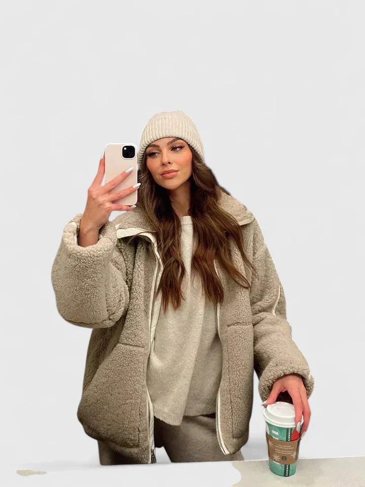 Tia | Women&
