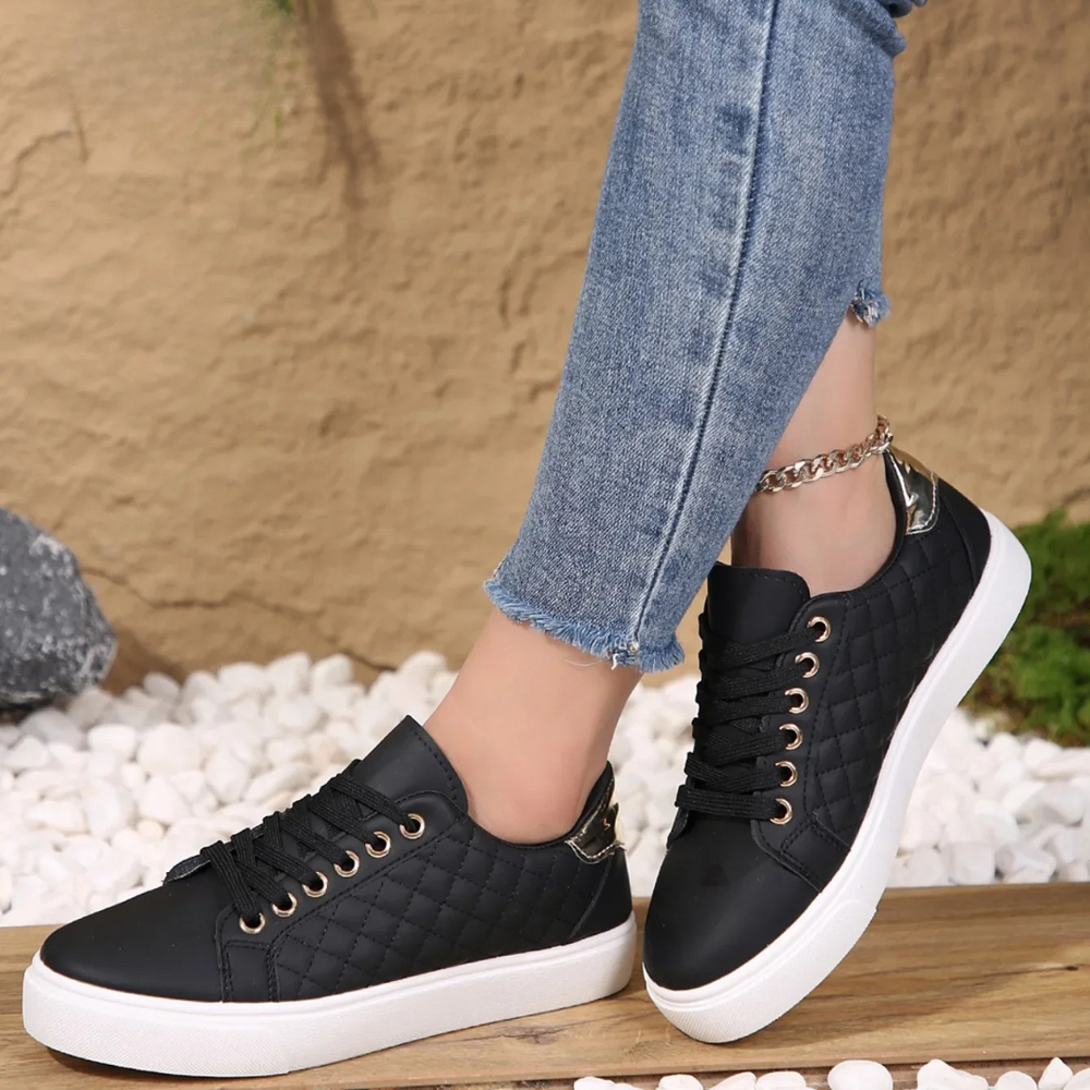 Women's Quilted Orthopedic Sneakers